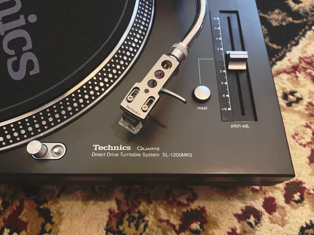 【美品】Technics SL-1200MK5 ターンテーブル