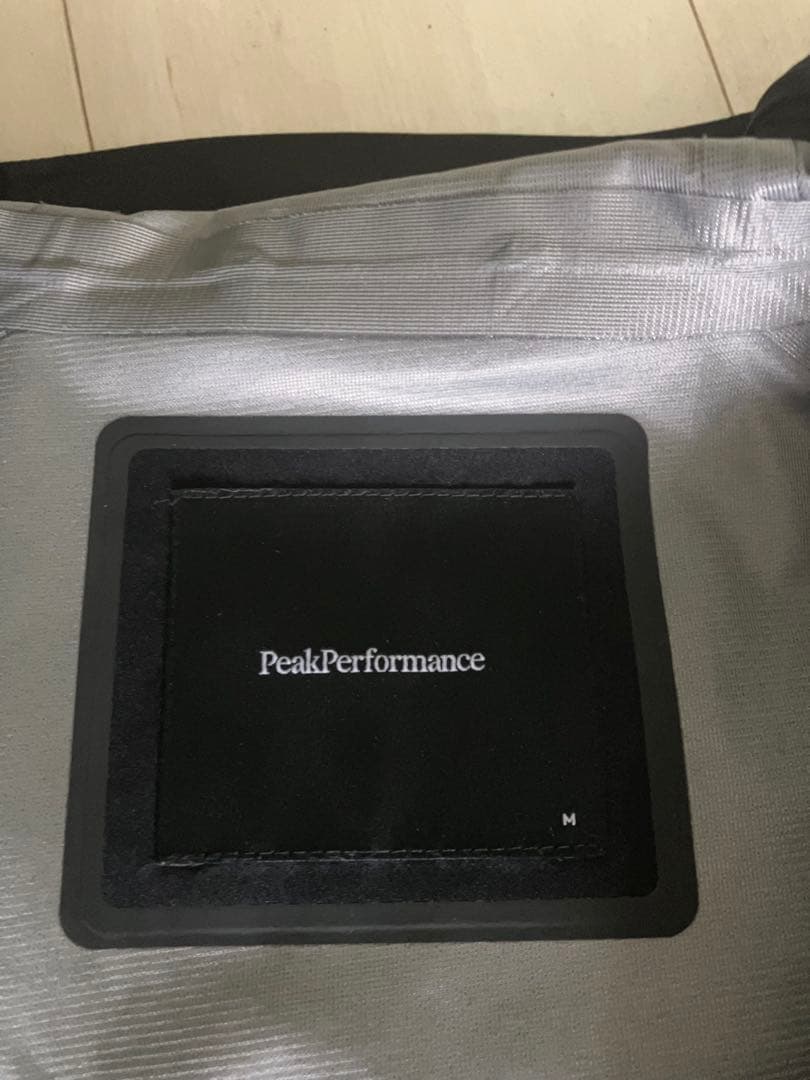 ピークパフォーマンス バーティカル 3L GORE-TEX ジャケット Mサイズ