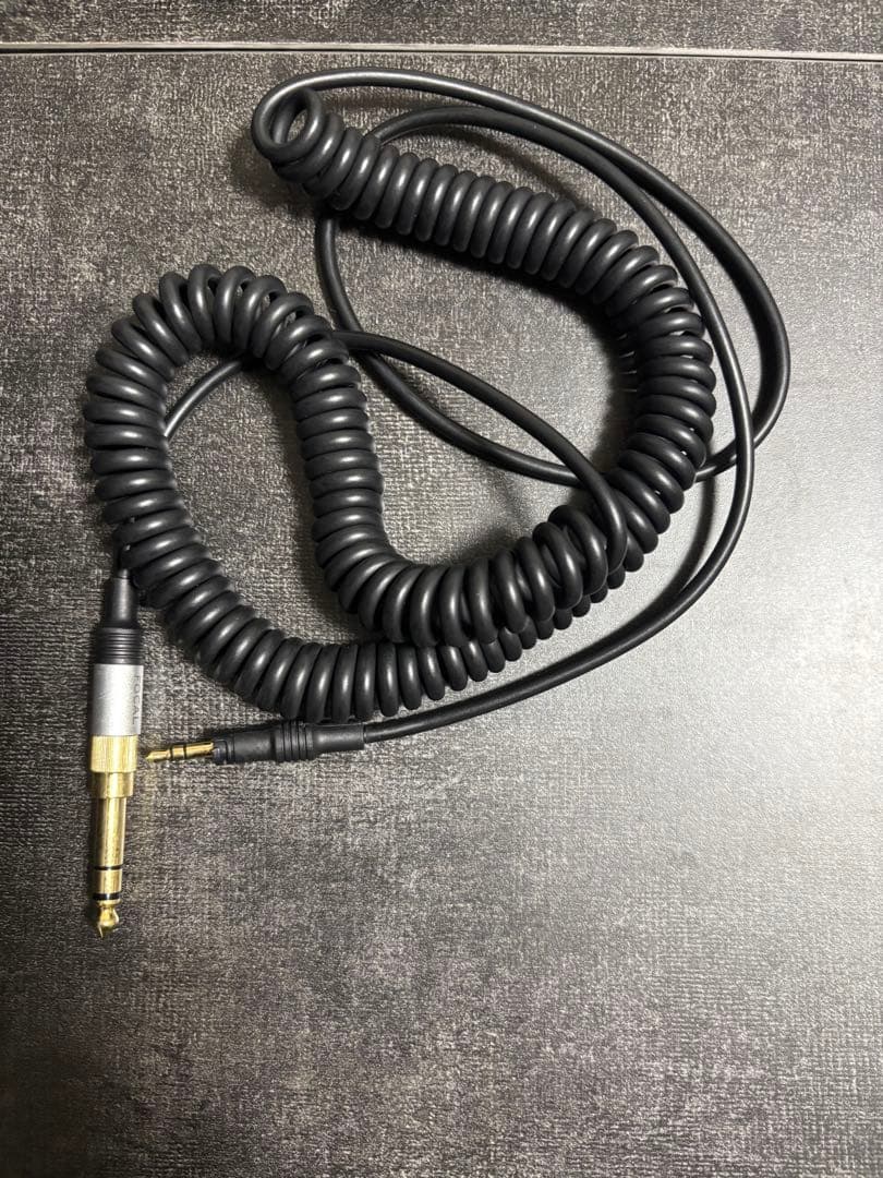 Focal Listen Professional ヘッドフォン