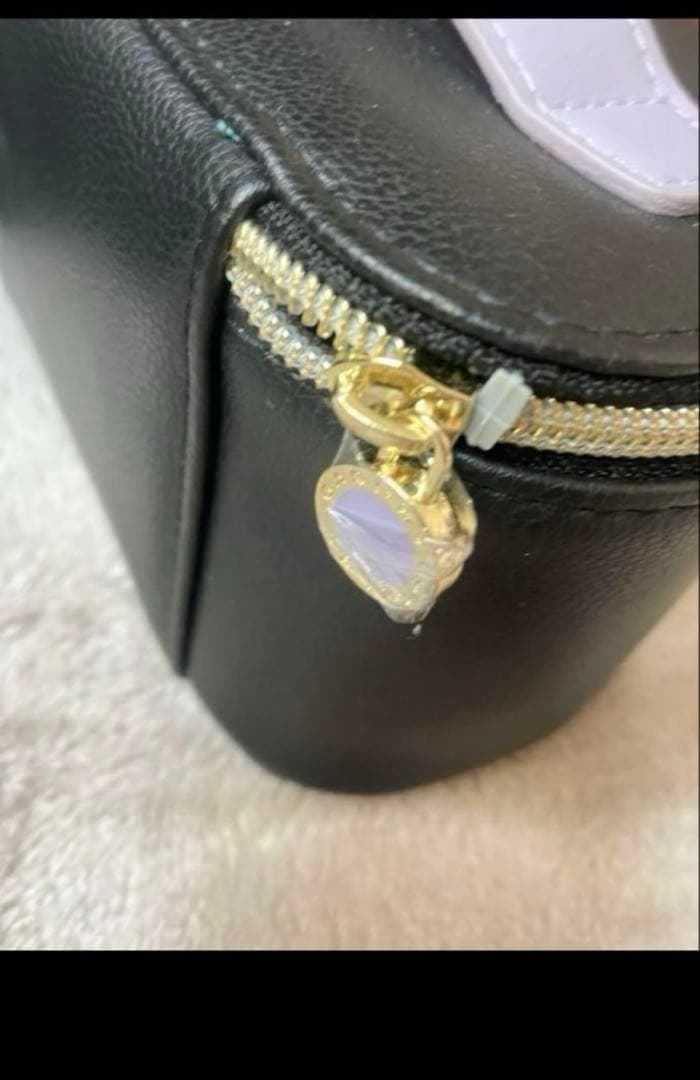 週末お値下げ！エミレーツ航空ファーストクラス　BVLGARI アメニティ