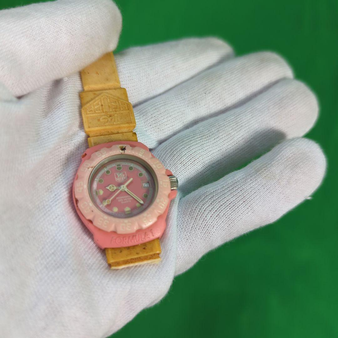 希少 タグホイヤー フォーミュラピンク　グレー　クォーツ汚れ　ジャンク　電池切れ
