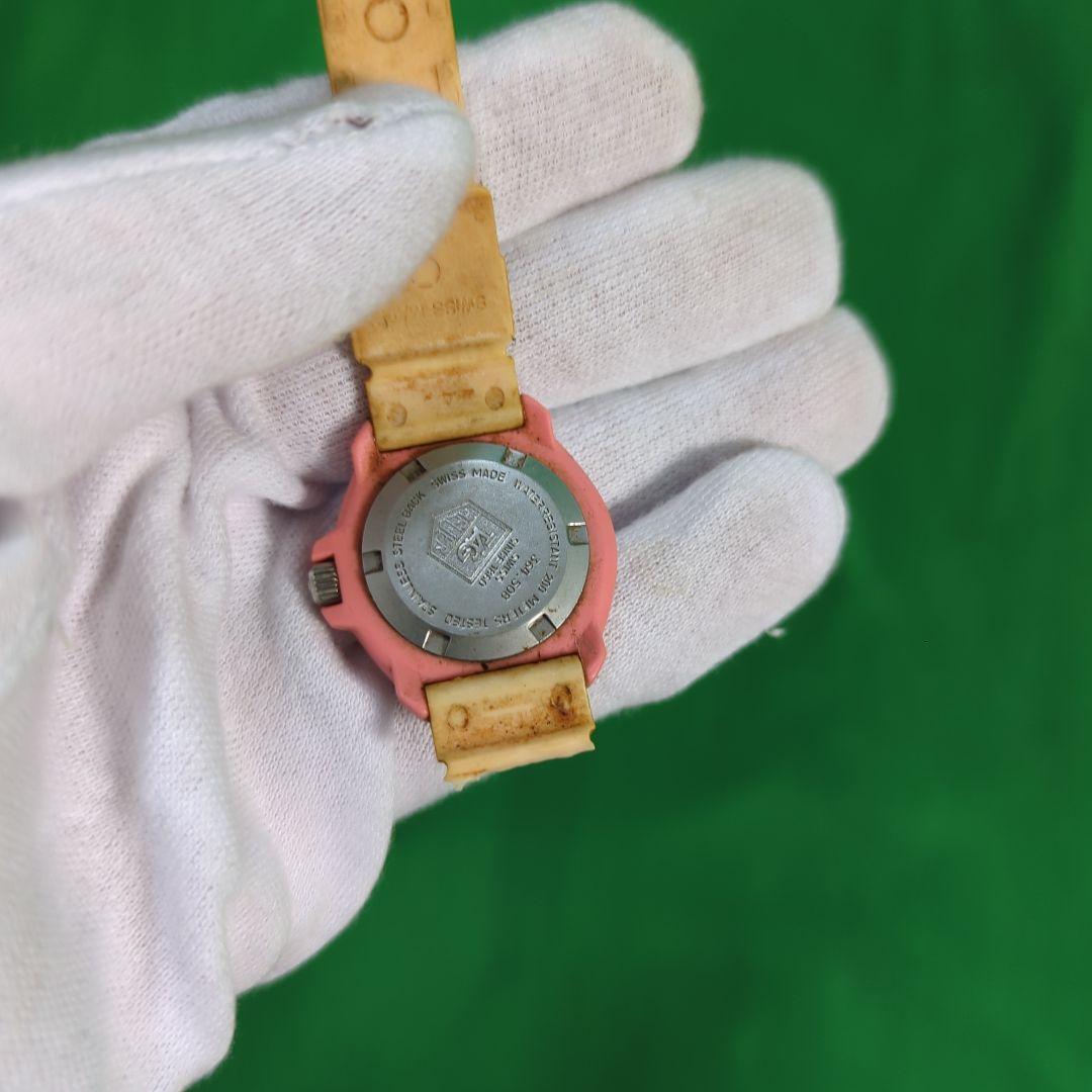 希少 タグホイヤー フォーミュラピンク　グレー　クォーツ汚れ　ジャンク　電池切れ