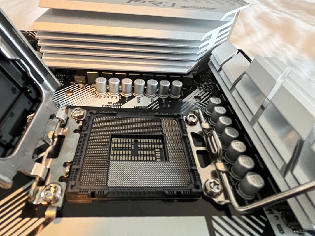 【動作確認済USED】ASRock Z790 PRO RS マザーボード