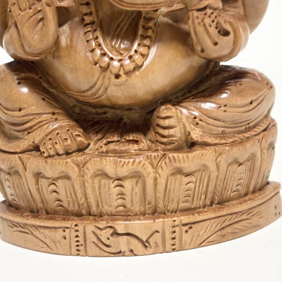 【最高級品】真正白檀　ガネーシャ　彫刻　置物