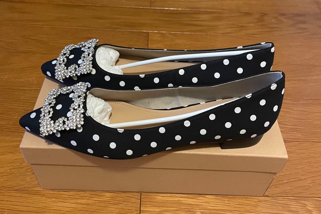 新品未使用　Ohga ブラックドットパンプス