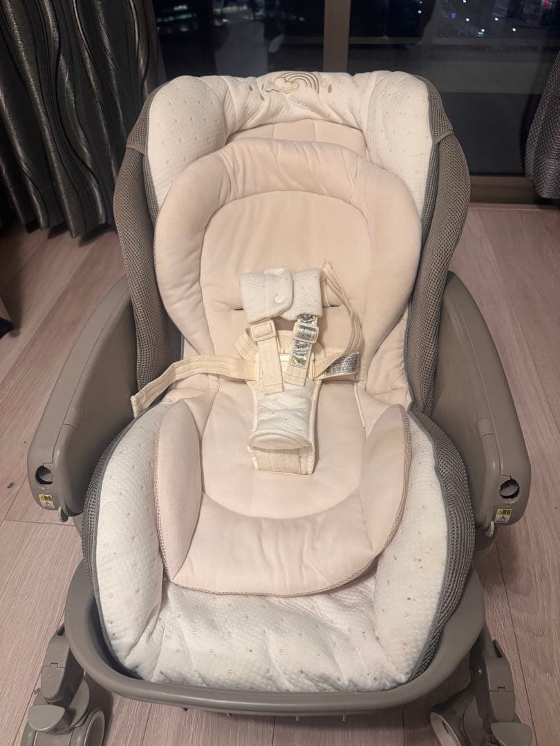 Aprica アップリカ　ユラリズム オート AB 電動