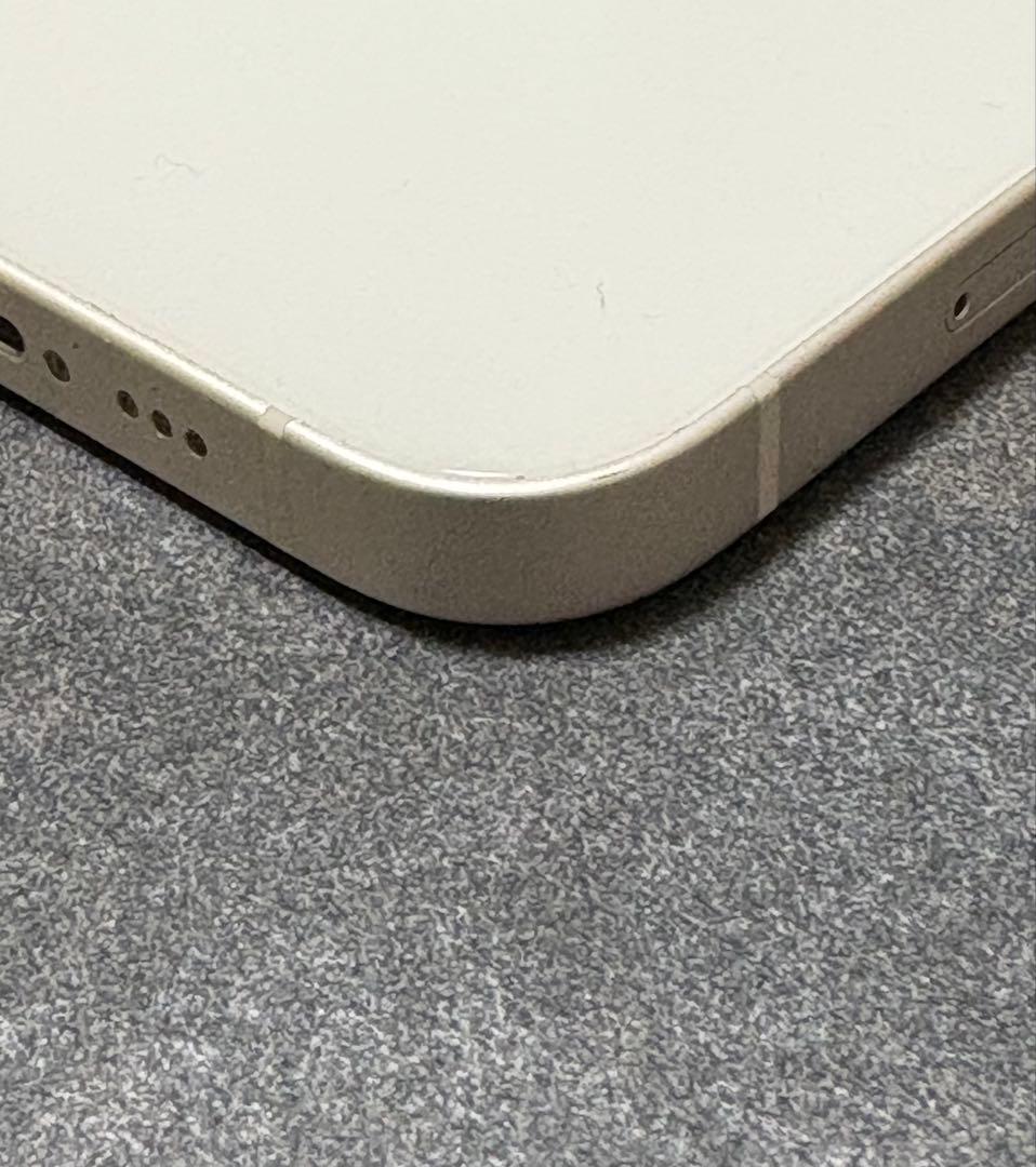 iPhone 13 256GB ホワイト 本体 SIMロック解除済