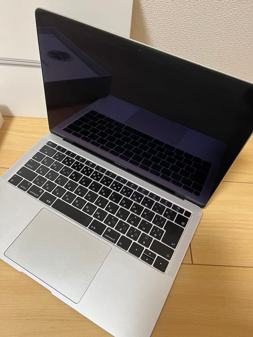 【値下げ】MacBook Air 13インチ i5シルバー 付属品付き