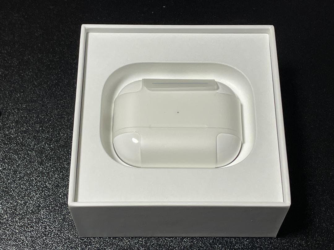 美品 Apple AirPods Pro(第2世代) Lightning+おまけ