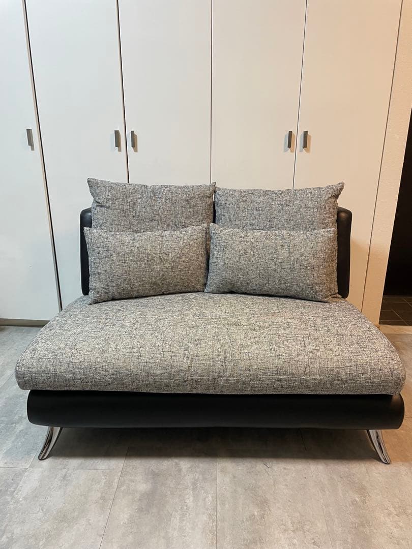 アルモニア　2人掛けソファBella cureva