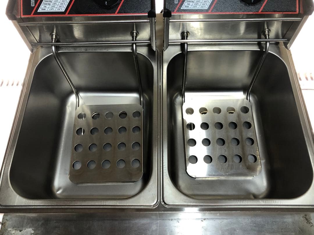 卓上電気フライヤー　2槽式　100V×2 6L×2