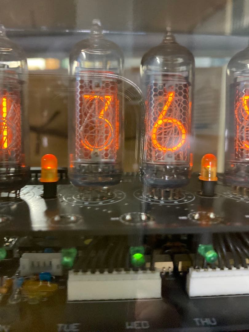 Nixie Clock（ニキシー管時計）