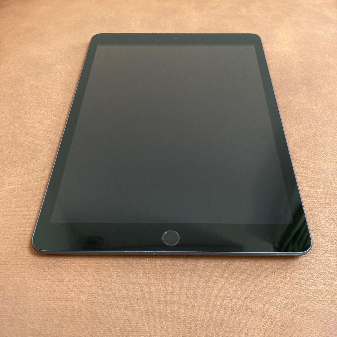 3259【早い者勝ち】iPad7 第7世代 32GB WIFIモデル☆