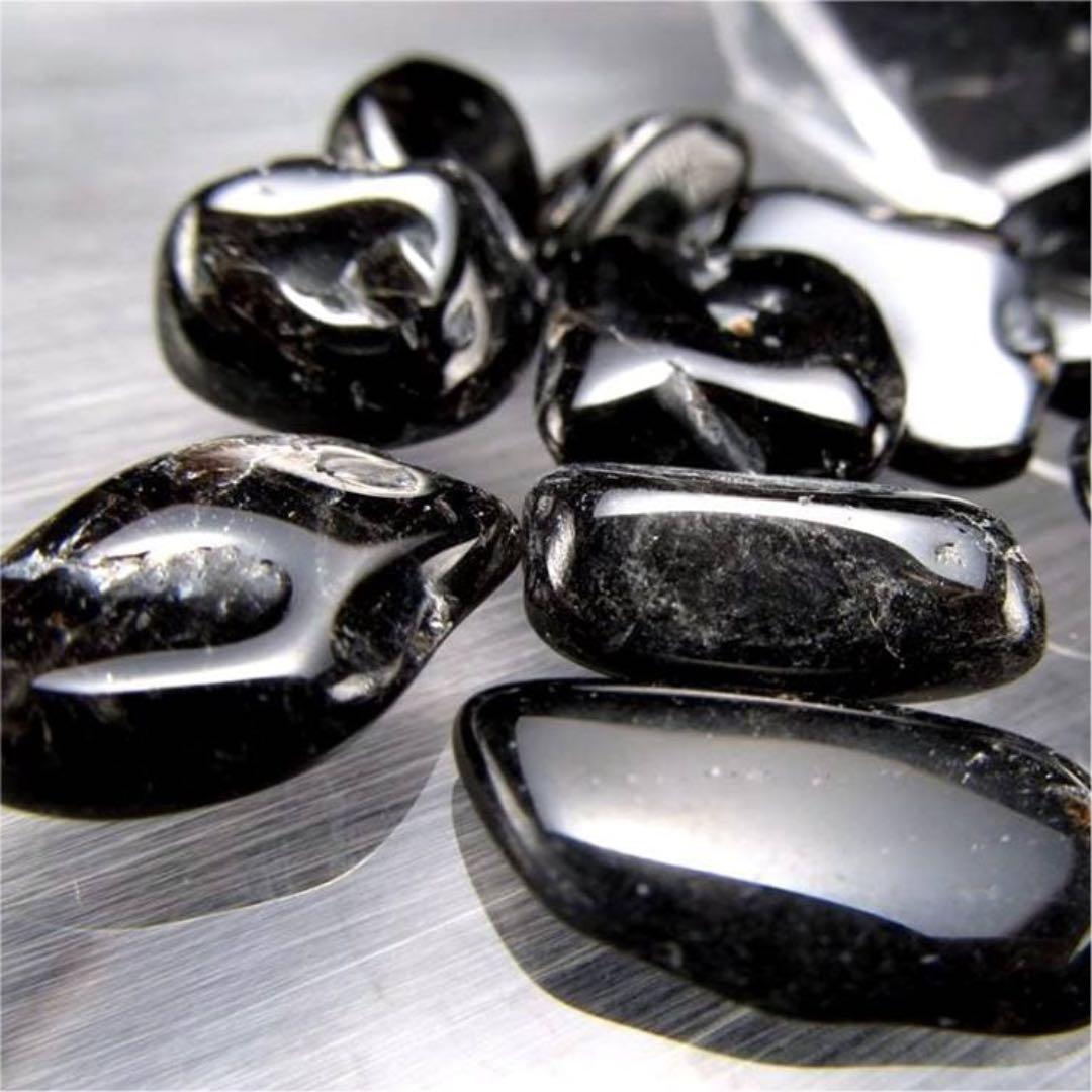 ★特選一石★希少チベット産♢破邪の石【大粒♠︎天然黒水晶モリオンさざれ】❤️