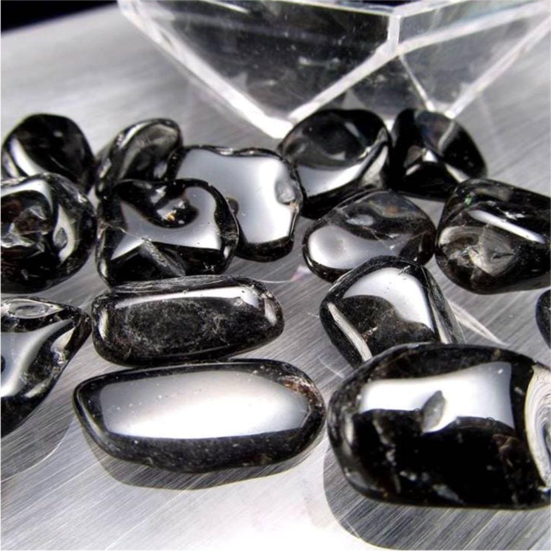 ★特選一石★希少チベット産♢破邪の石【大粒♠︎天然黒水晶モリオンさざれ】❤️