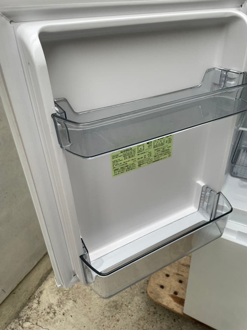 みぽぽ　近隣配達可能SHARP 152 L 2ドア冷蔵庫　SJ-D15HJ