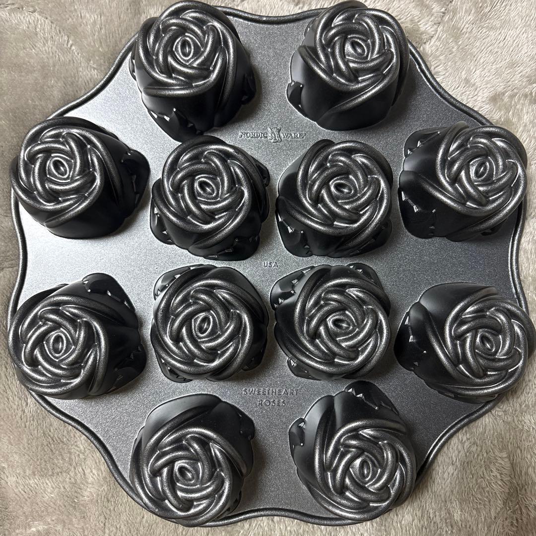 ノルディックウェア NORDIC WARE ウィリアムソノマ ローズ 型