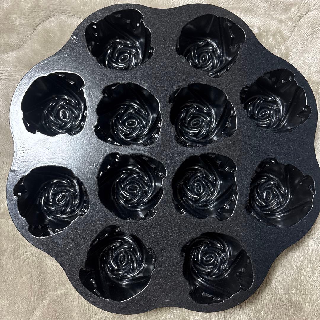 ノルディックウェア NORDIC WARE ウィリアムソノマ ローズ 型