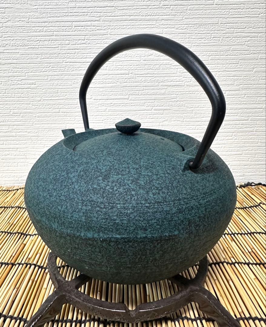 未使用品　鋳心ノ工房　増田尚紀デザイン　平つぼＬ　鉄急須　南部鉄瓶　南部鉄器