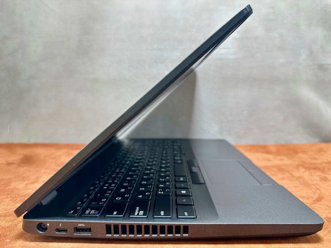 Windowsノート本体 DELL Latitude5501 i5-9300H 8GB |1178
