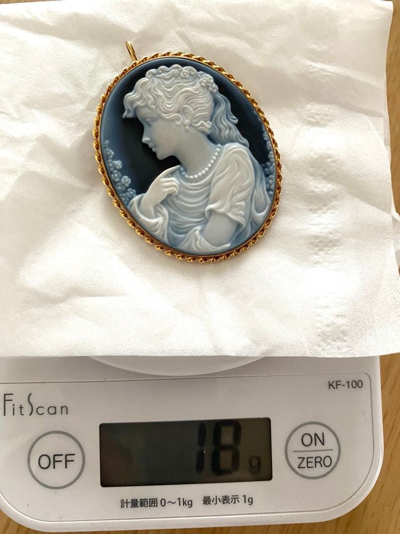 カメオ 刻印入 ブローチ　ネックレス トップ