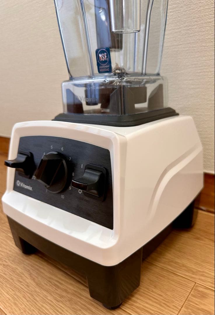 Vitamix E310 ホワイト 900W ブレンダー 美品 消毒済み