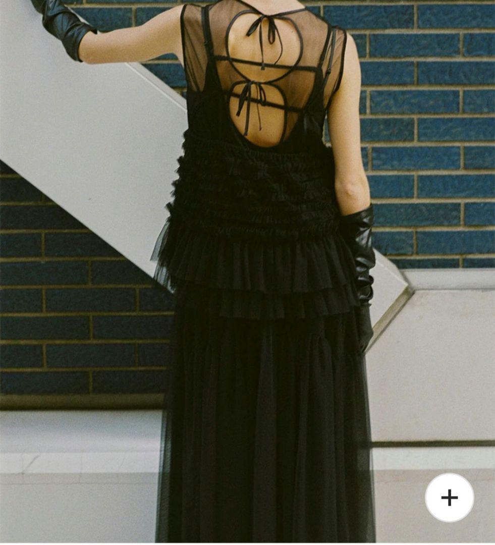 AMERI キャミソール　BLACK TULLE RAFFLE CAMI TOP