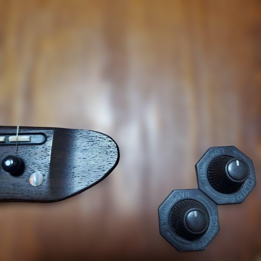 ヤイリ　桶ギターOK-1 木製アコースティックギター 蝶のサウンドホール