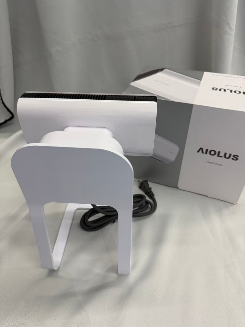 AIOLUS アイオルス