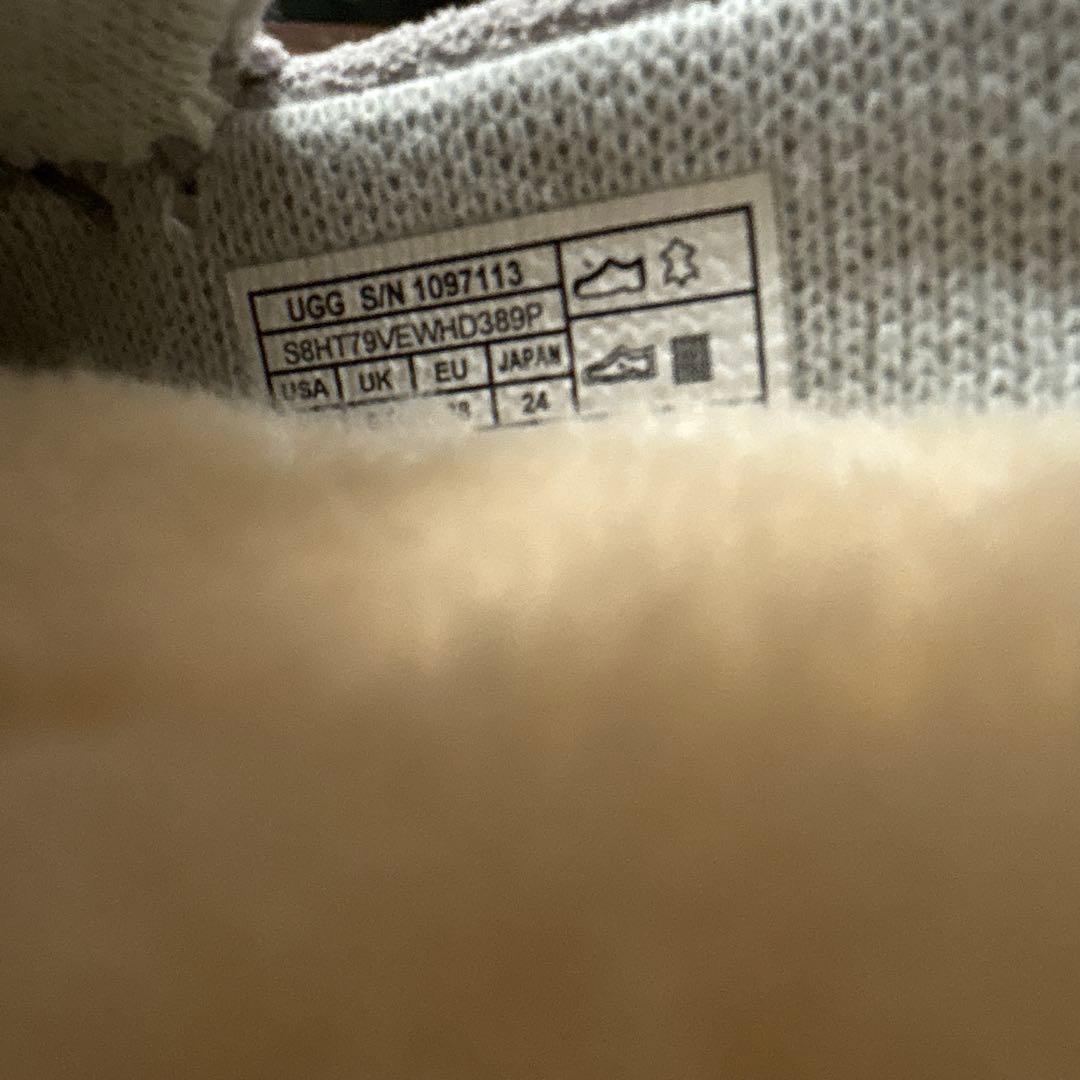 ★ちゃこん★ UGG グレー スエード モカシン 花24cm