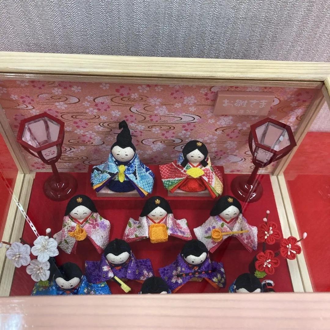K2 わらべ雛10人飾り　アクリルケース入り　巾32㎝位　ひな人形ケース