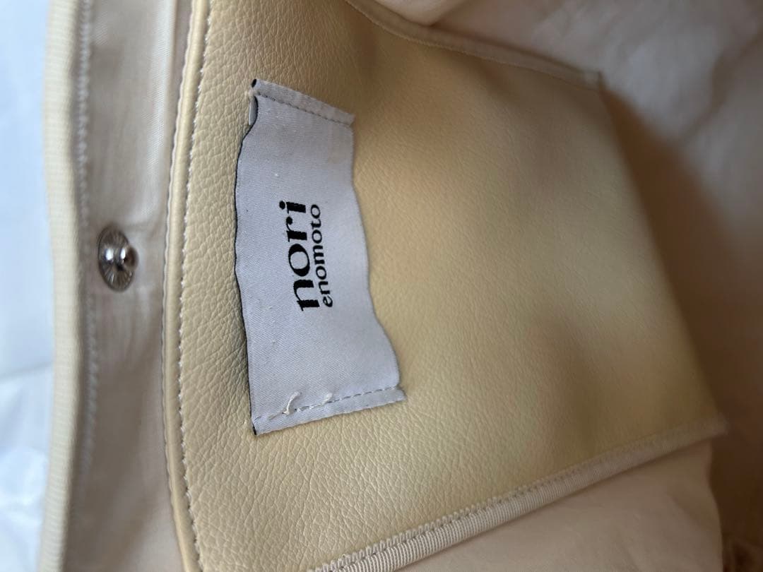 norienomoto jeudi soir ベージュ