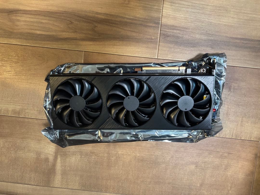 AMD Radeon グラフィックボードRX6800