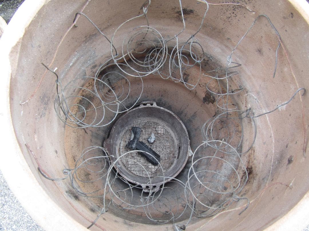 蜜芋焼き器　壺焼き芋焼き器　高さ約90cm 大型 引取限定