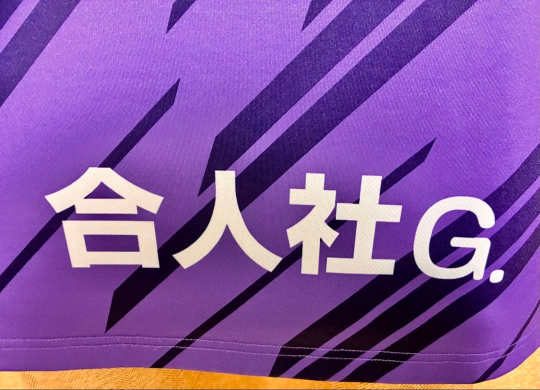 小川愛選手　サンフレッチェ広島レジーナ　コンフィットシャツ