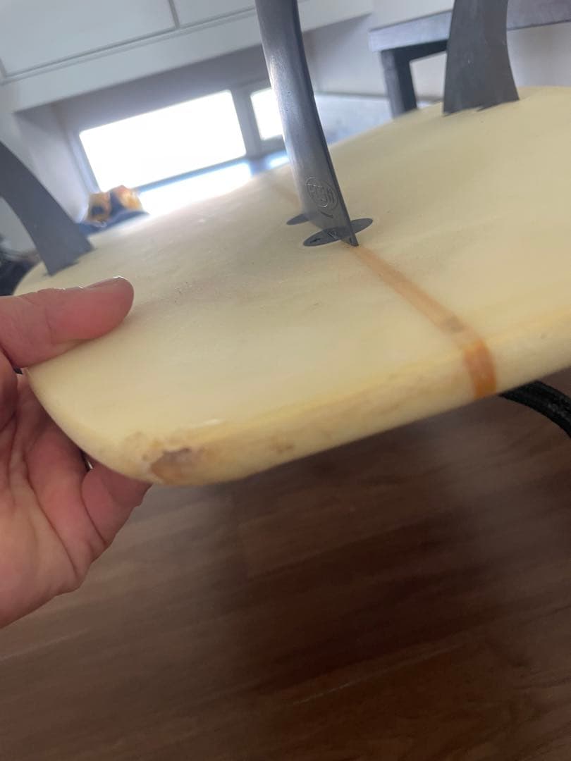 サーフボード 青と白のグラデーション フィン付き