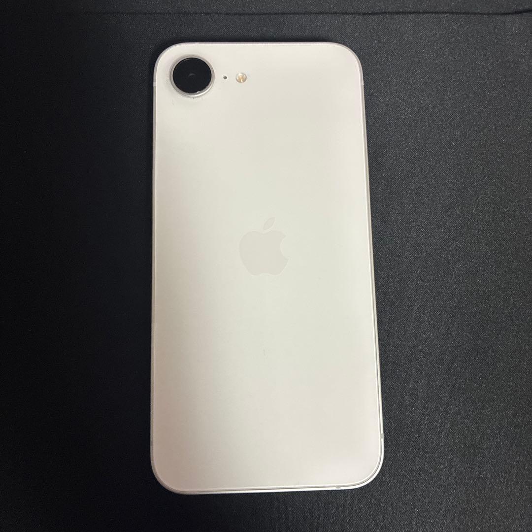 な*✨様 iPhone16e 128GB ホワイト SIMフリー IOS 26