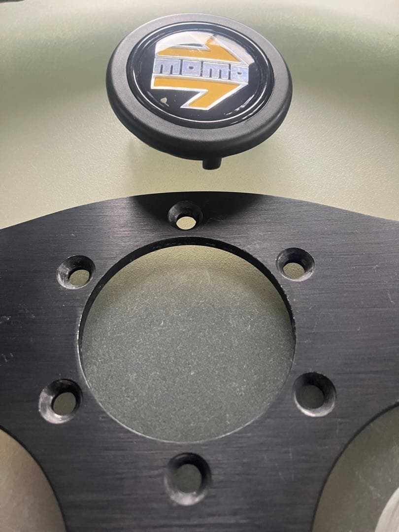 ラストセールmomoレザー製スポークステアリングTYP 035未使用品ビンテージ