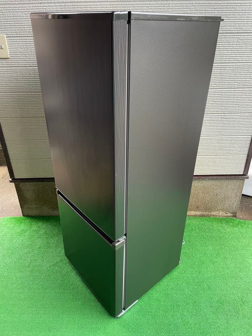 753美品✨ アクア おしゃれ木目調ウッドブラック大きめ2ドア冷蔵庫 201L