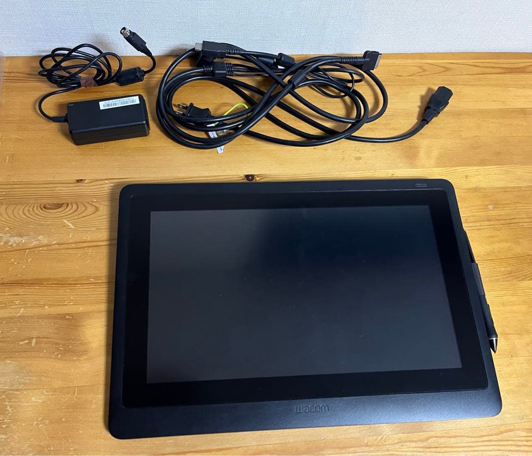 ワコム 液タブ Wacom Cintiq 16 FHD DTK1660K1D