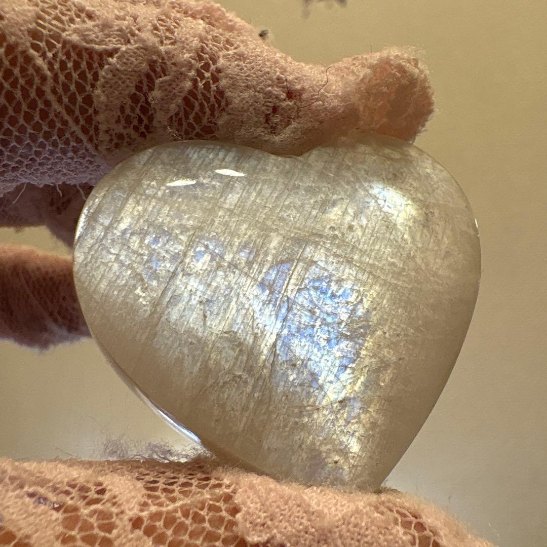 高品質 ムーンストーンハートNo.1647 ギラギラ