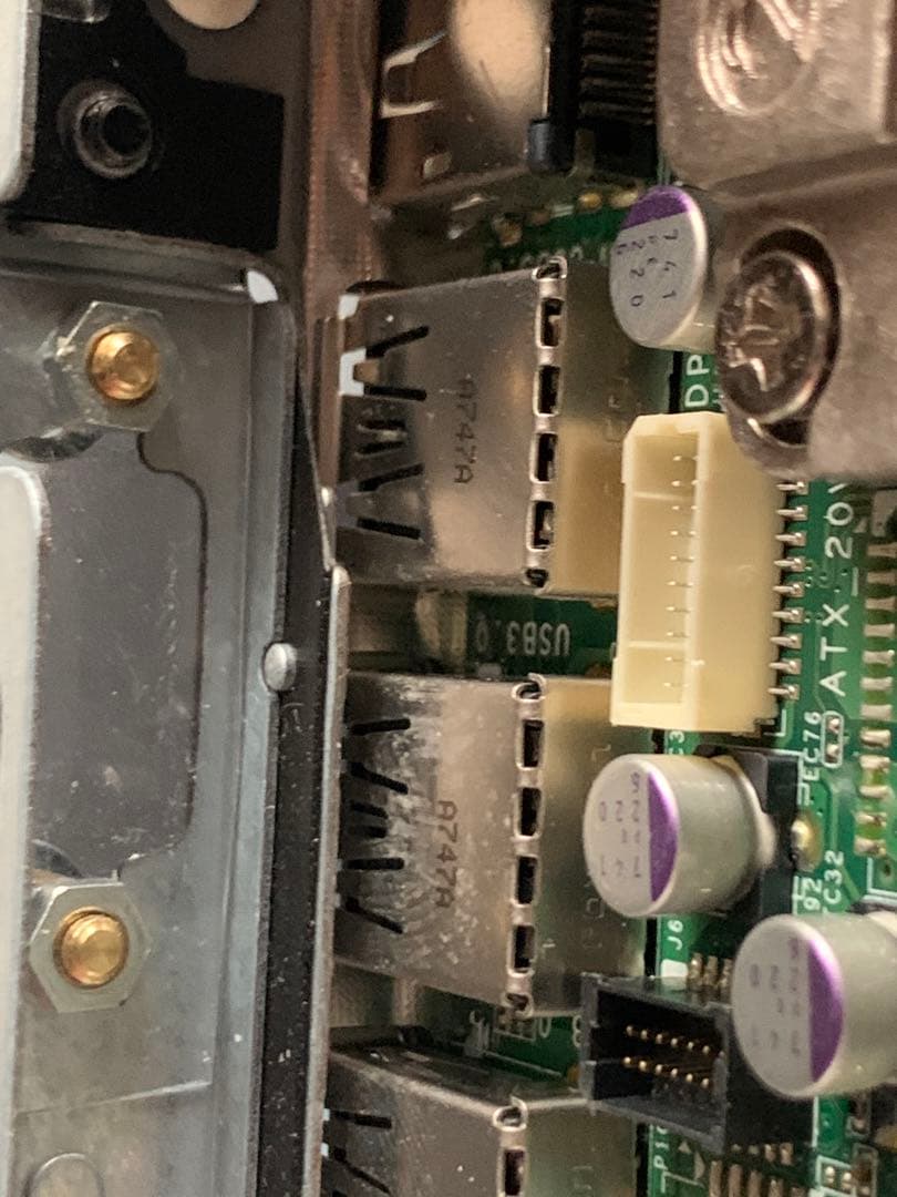 ThinkStation P320 Tiny i7-6700 メモリSSD等無②