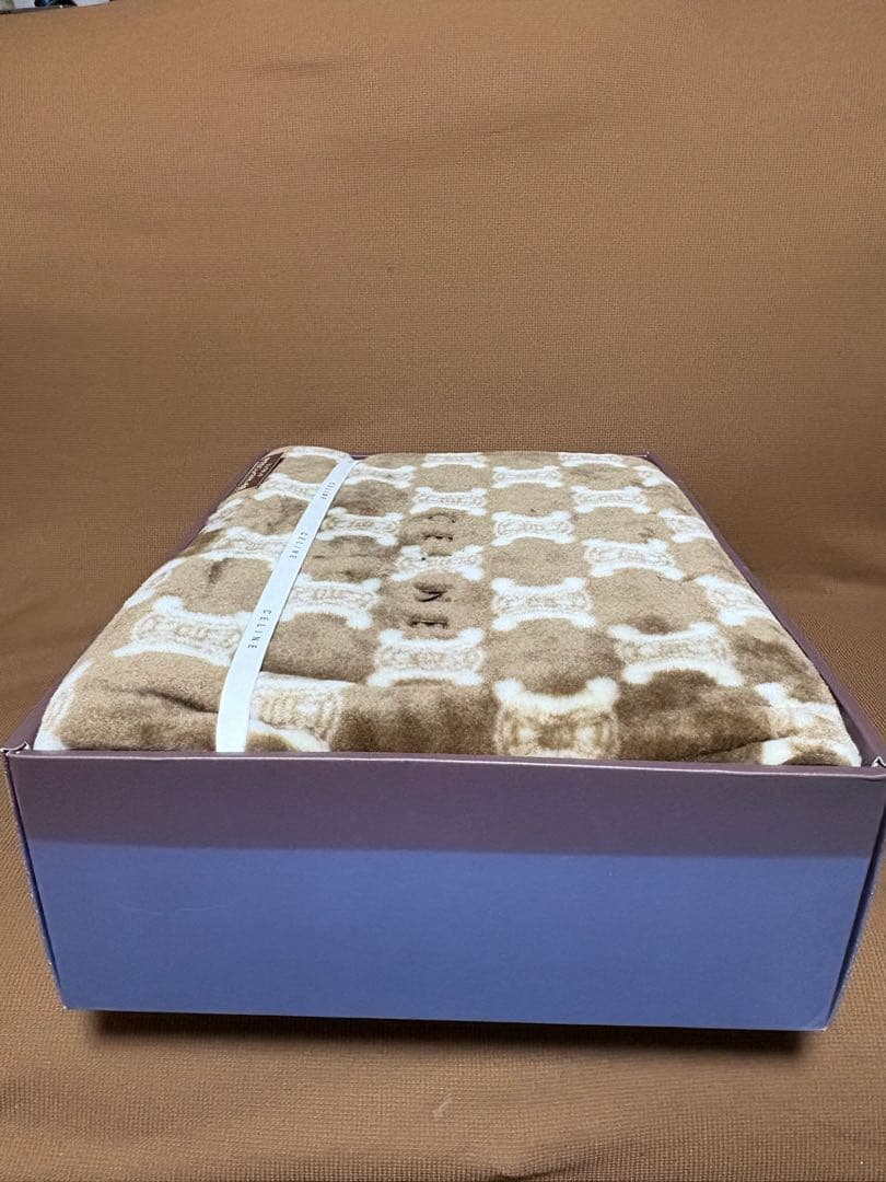 未使用　CELINE ミンクタッチ