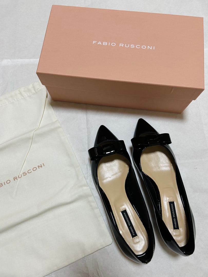 FABIORUSCONI リボンパンプス　ブラック　パテント　ファビオルスコーニ