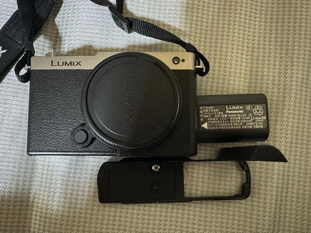 m@ Panasonic LUMIX DC-S9 ボディ