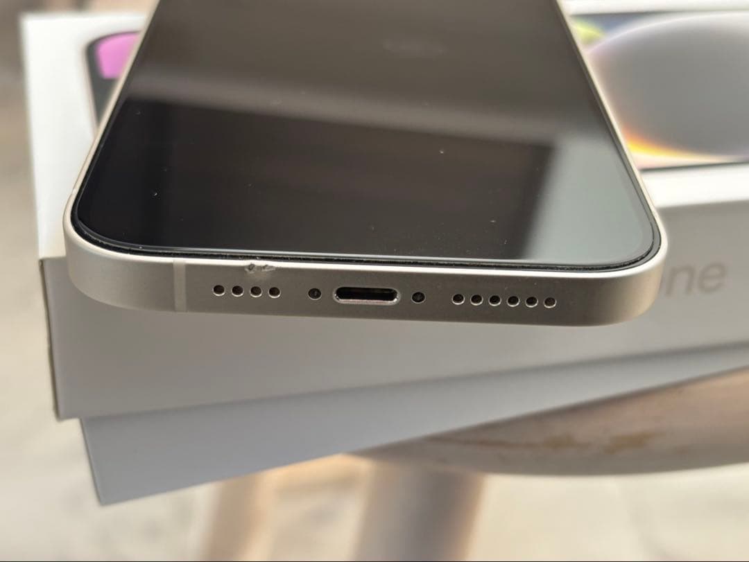 【美品】iPhone14Plus 128GB 1/17(土)まで掲載