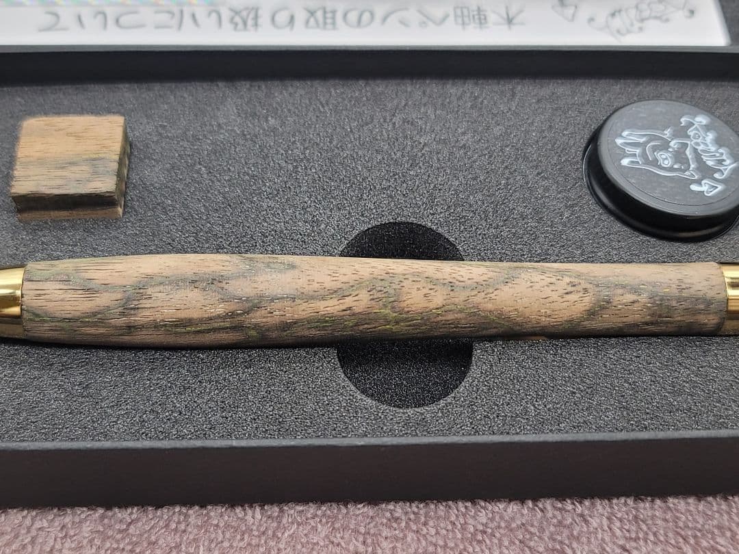 新品　こぶた工房　黒柿孔雀杢　極上　ボールペン