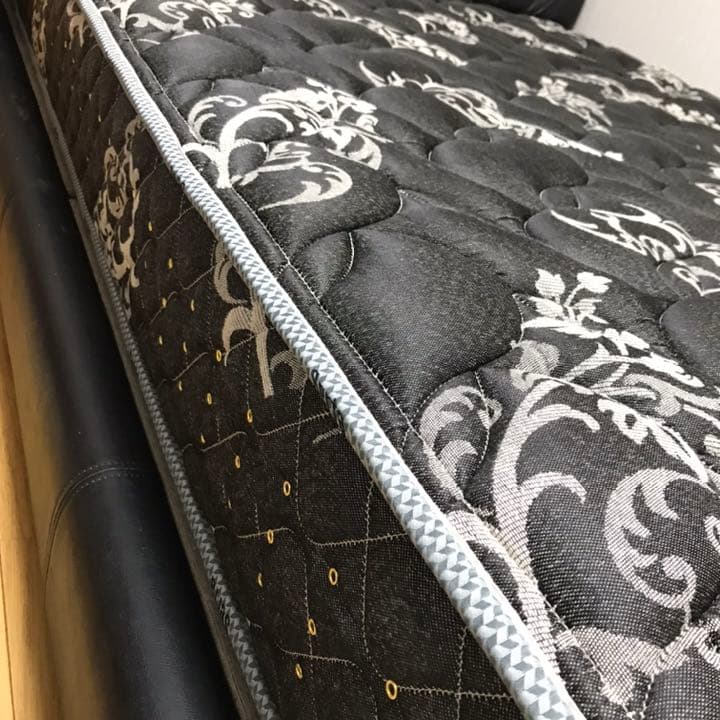 美品 サータ ダブルサイズ マットレスのみ 千葉県市原市発