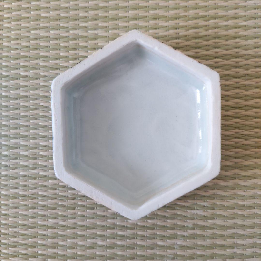 林邦佳　青花馬図六角香合　共箱　御物袋　茶道具　未使用　午香合