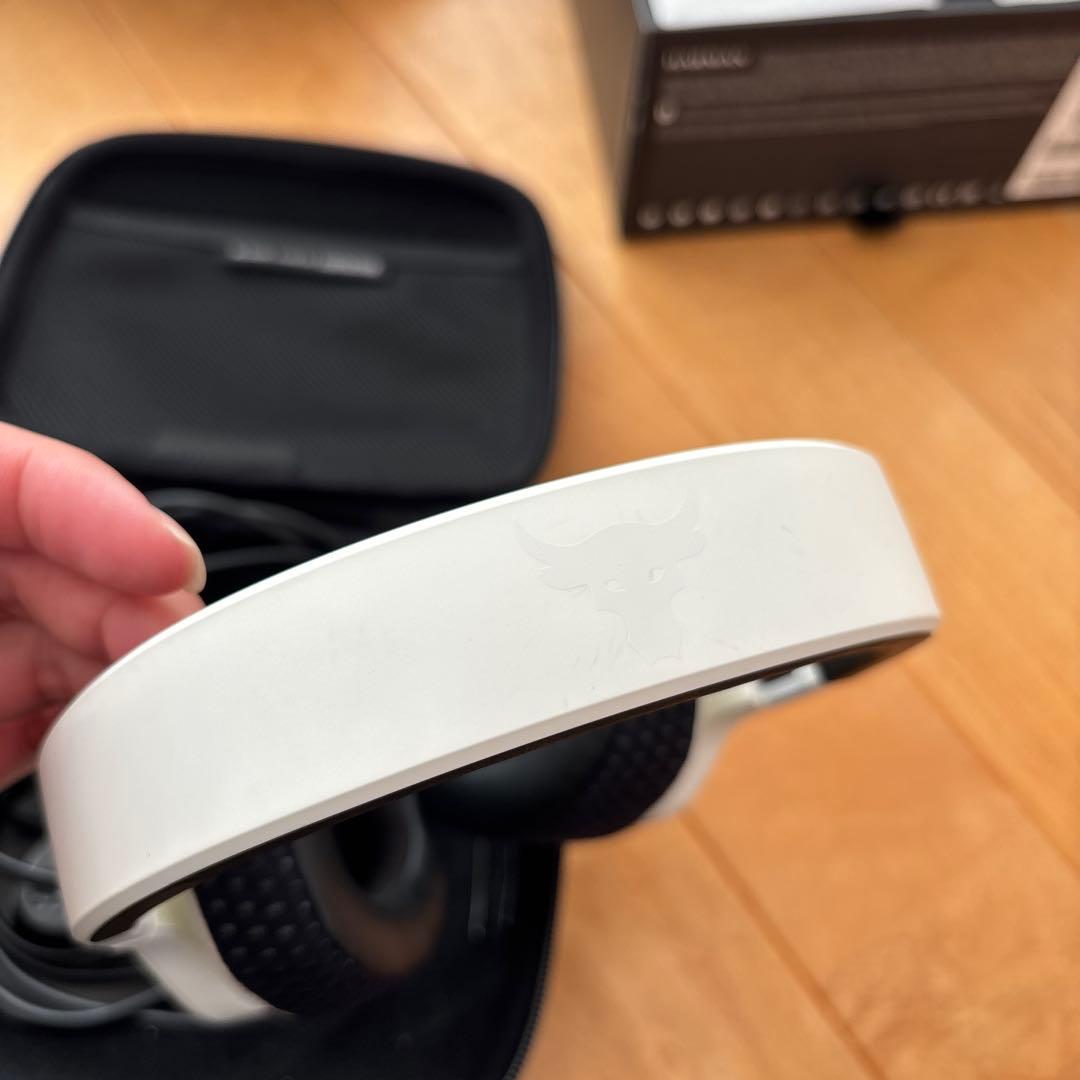 UAプロジェクトロック オーバーイヤートレーニングヘッドホン